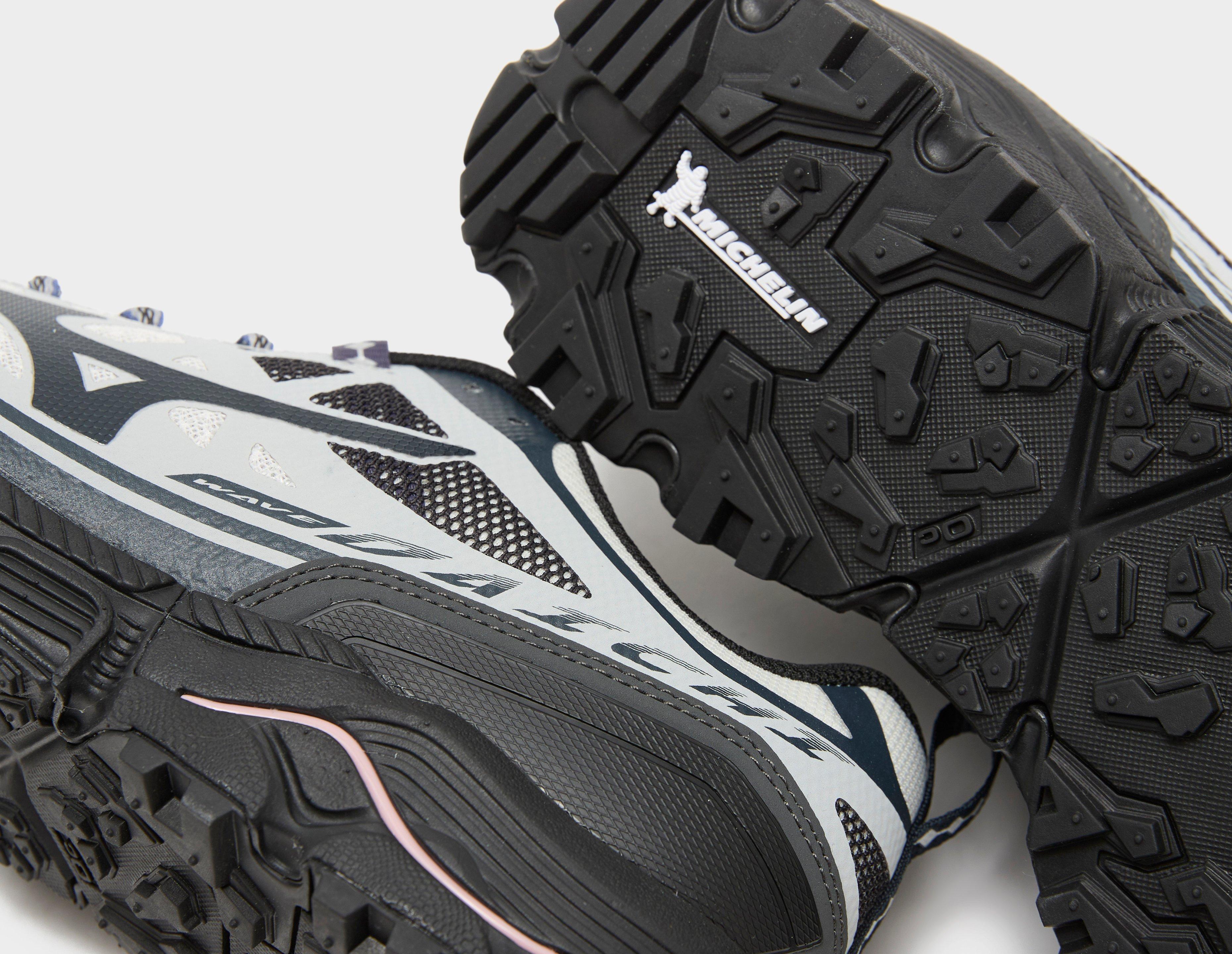 Mizuno Wave Diachi LS