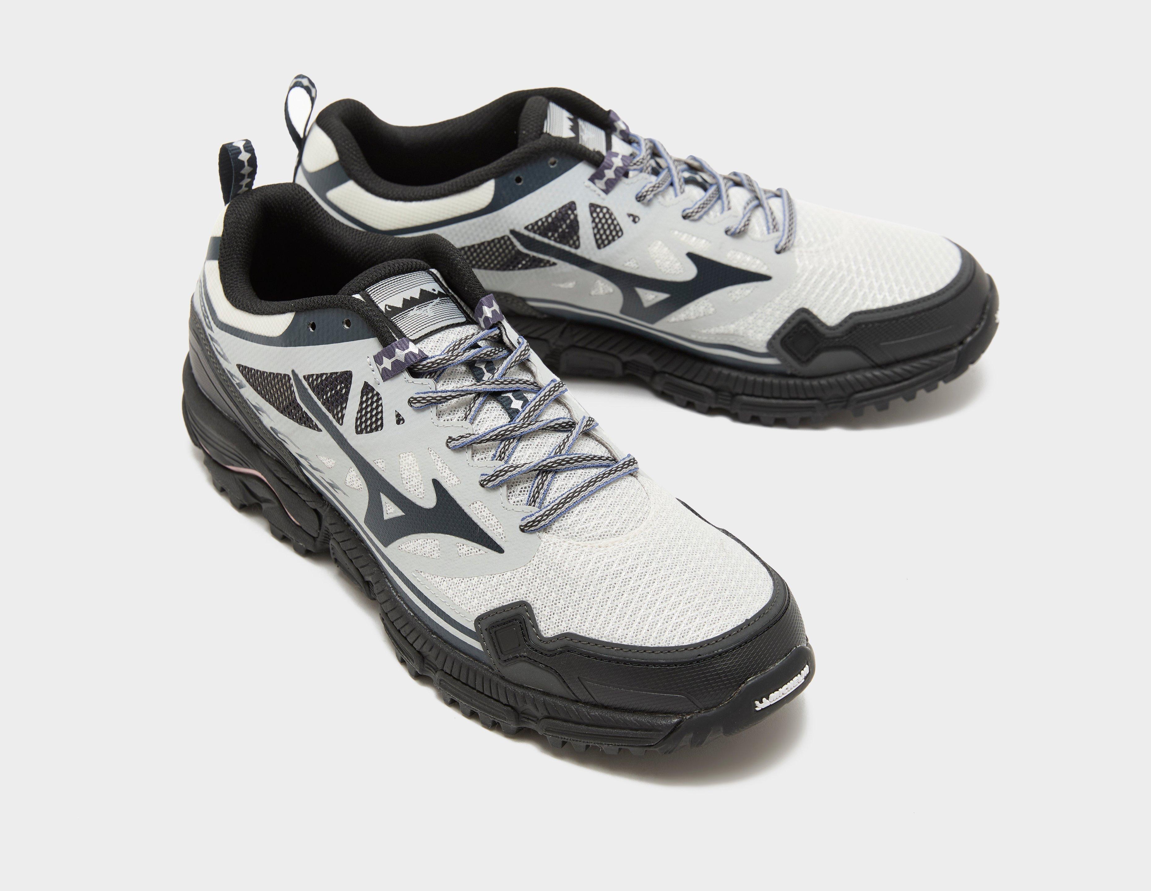 Mizuno Wave Diachi LS