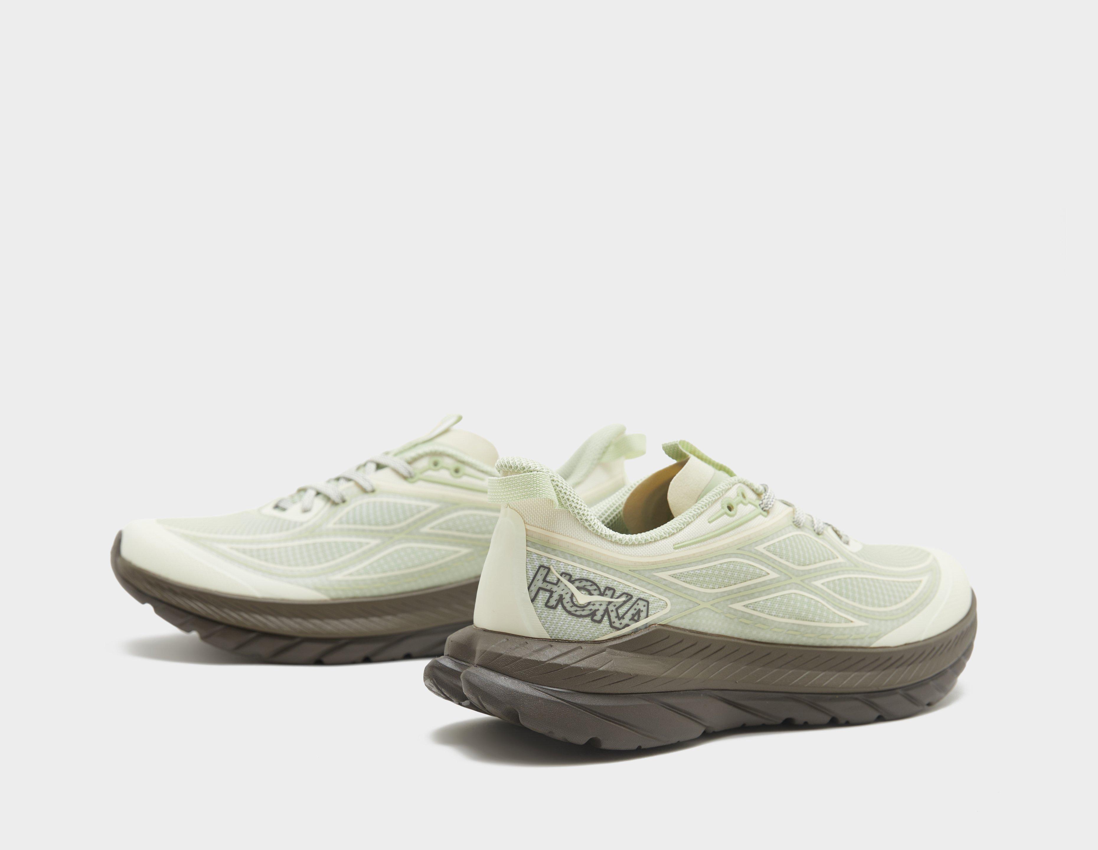 HOKA Mach Remastered Aura
