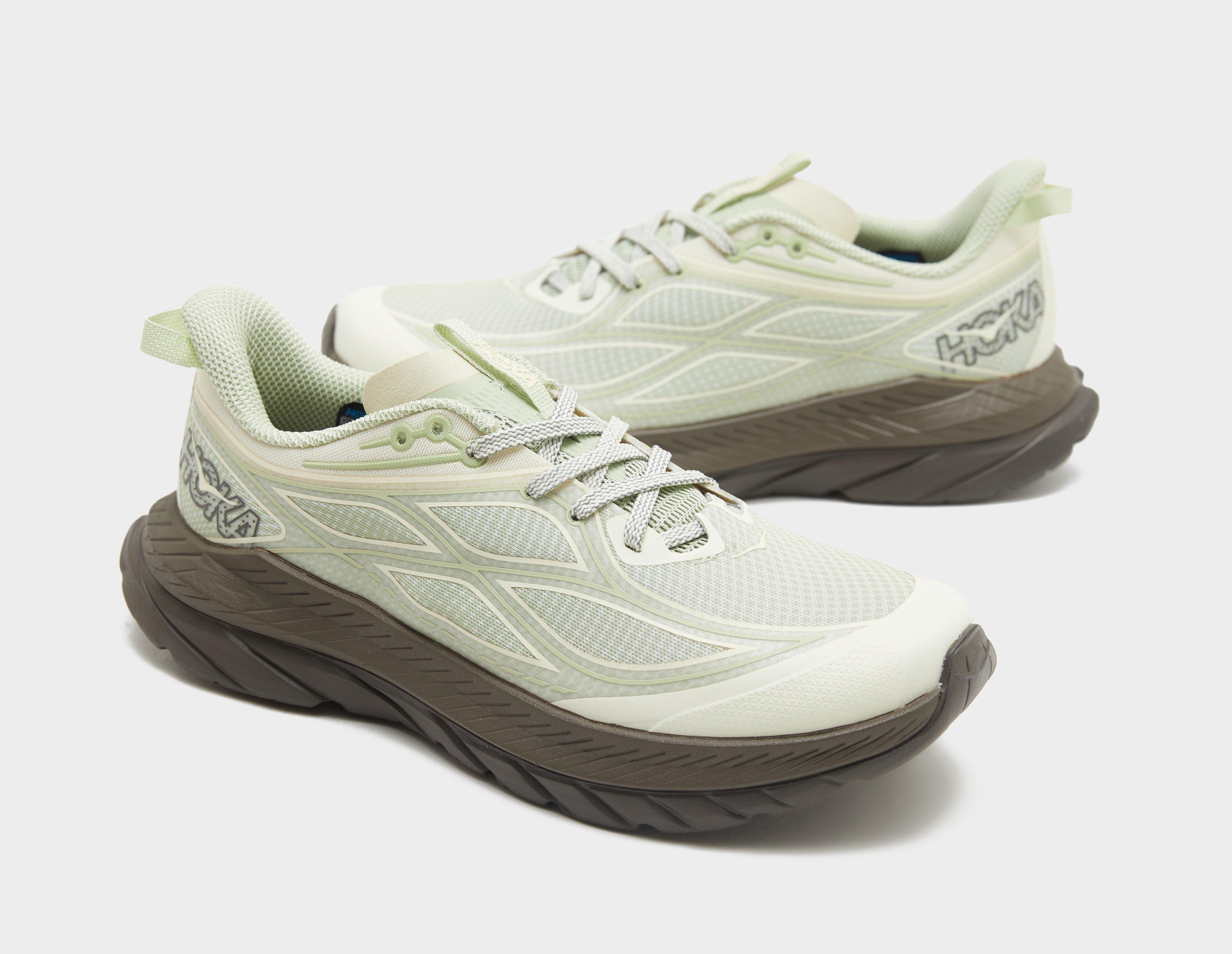 HOKA Mach Remastered Aura