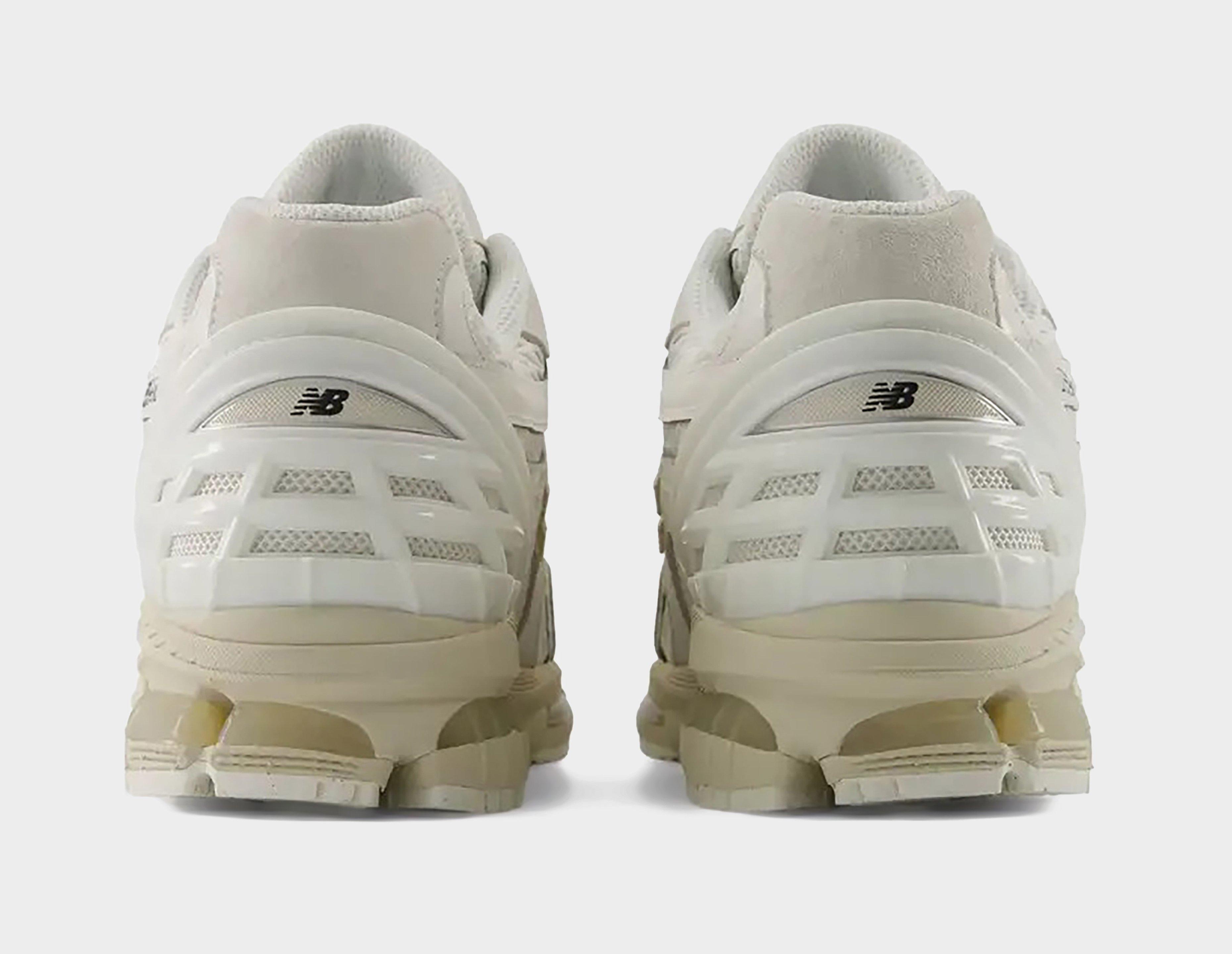 New Balance 1954