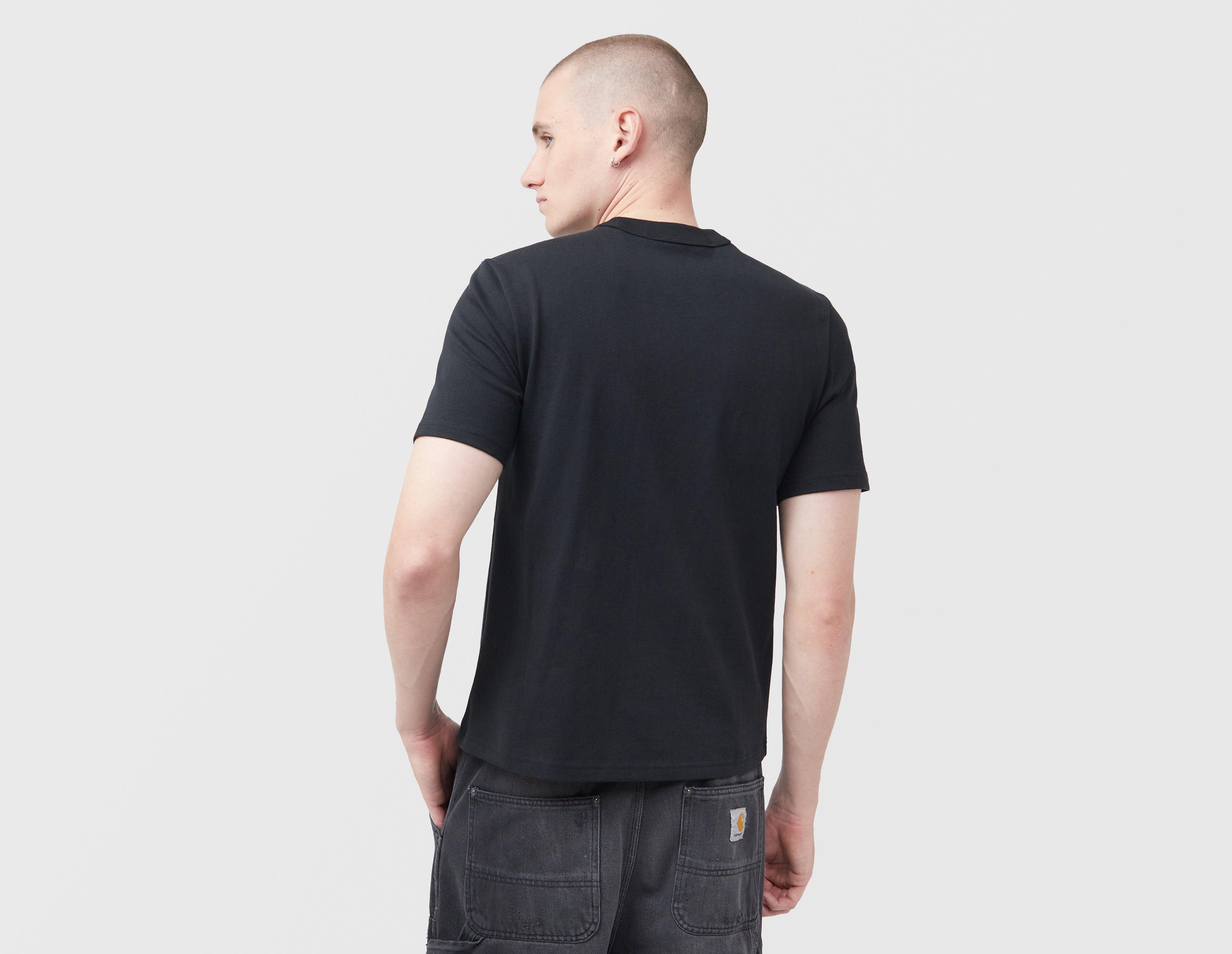 Nike Sportswear Premium Essentials Patch T-Shirt