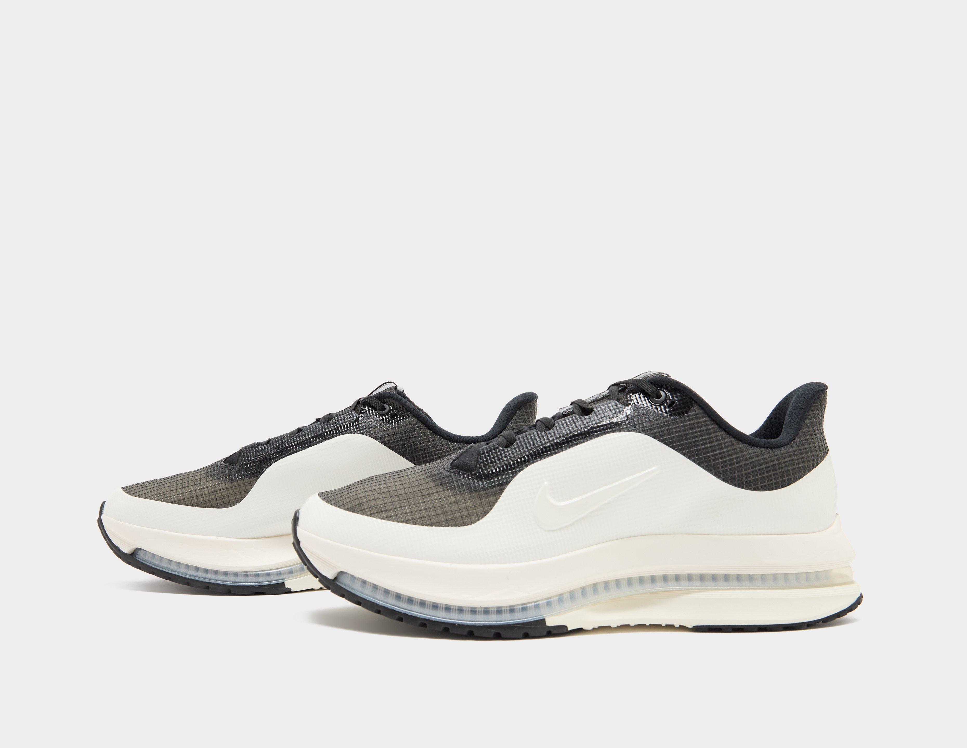 Nike Pegasus Premium