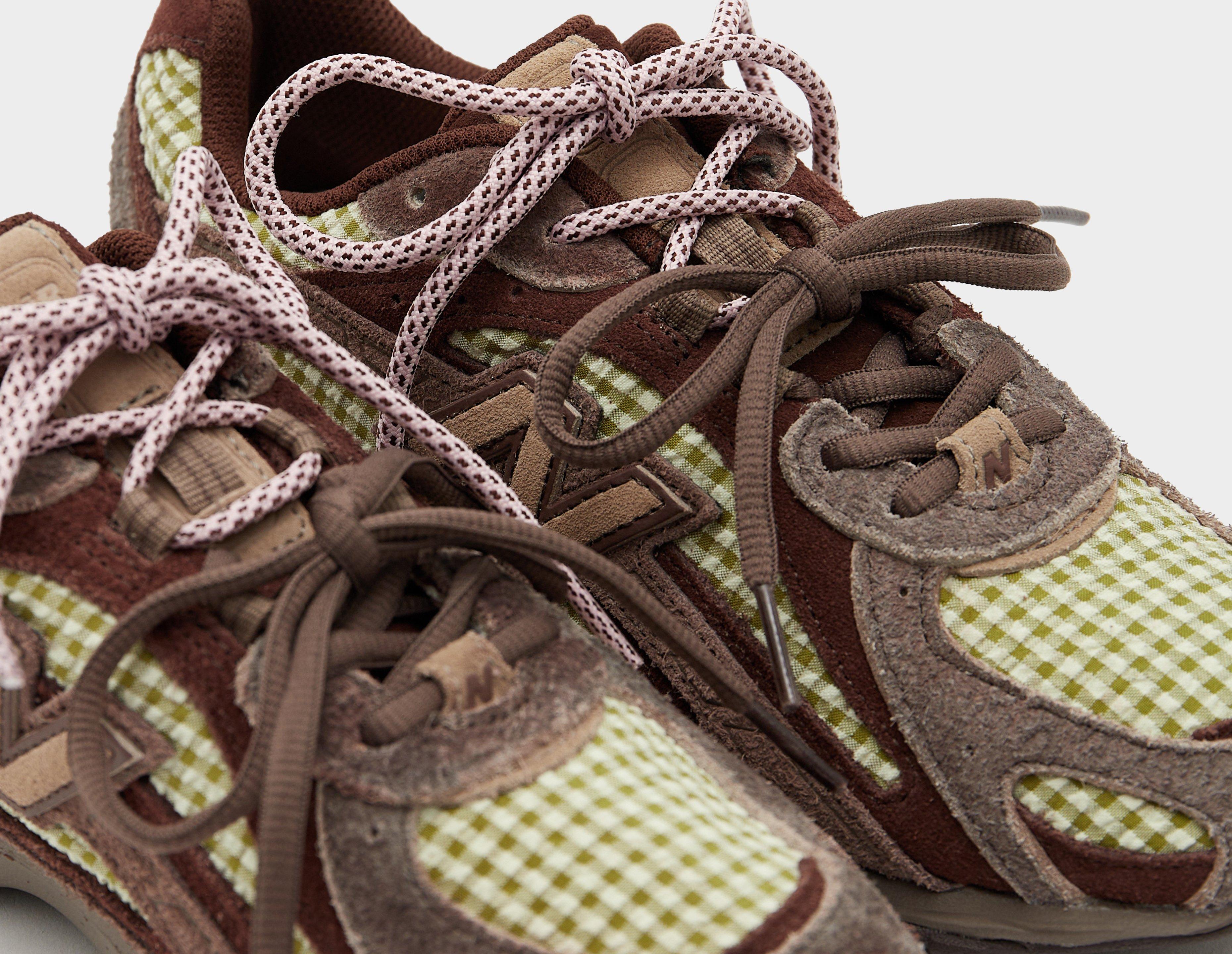 New Balance 204L - size? exclusive Women's