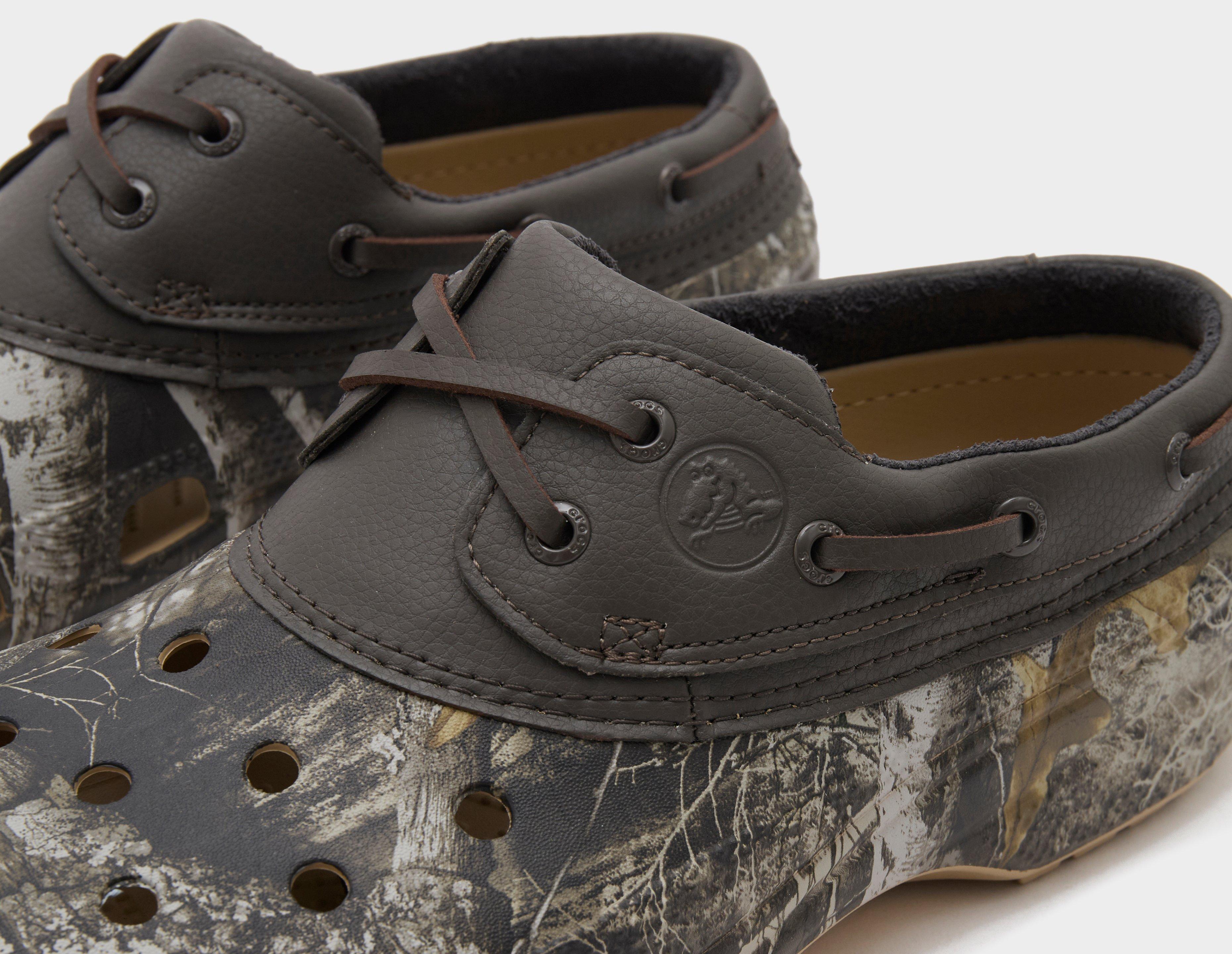 Crocs Classic Boat Clog