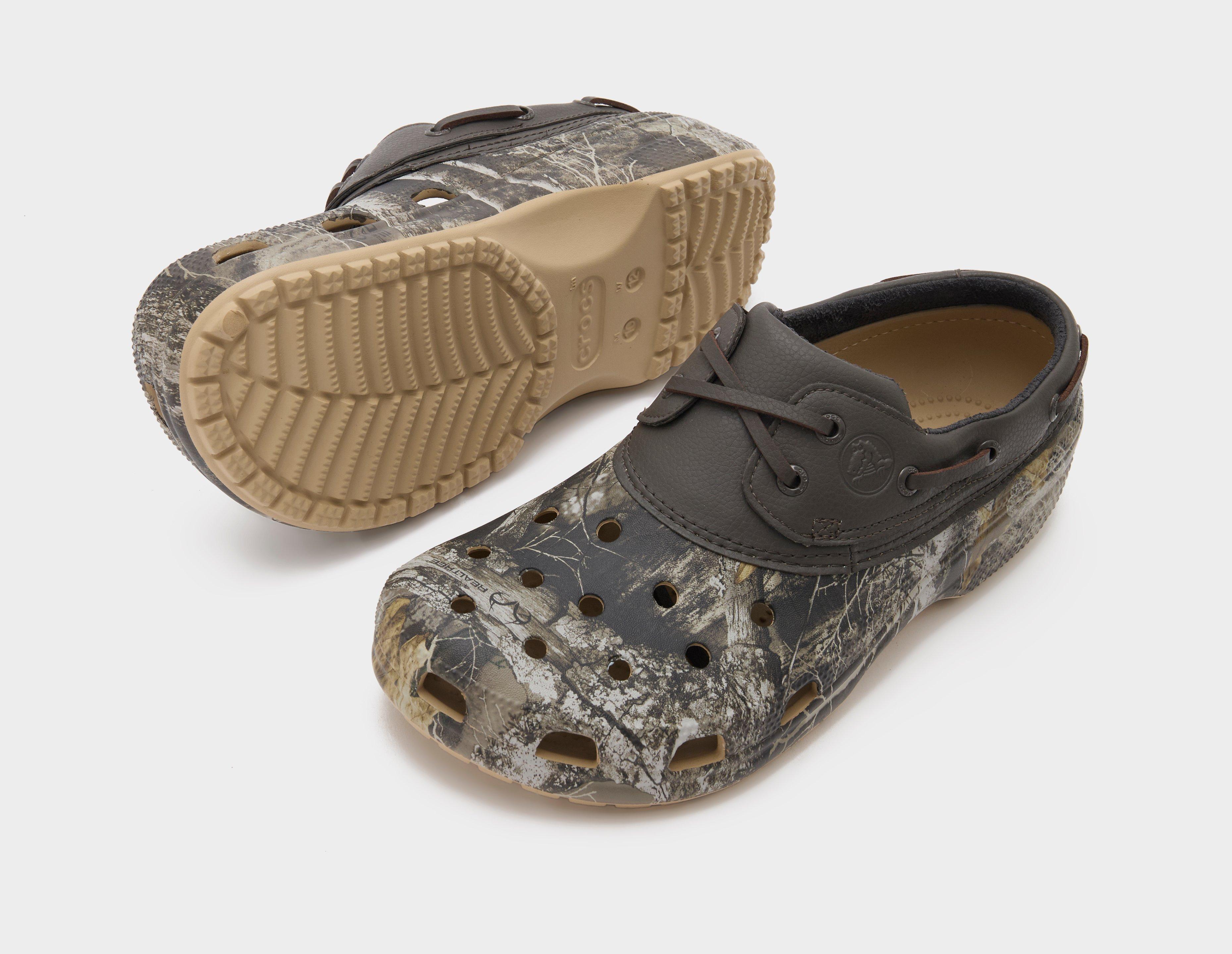 Crocs Classic Boat Clog