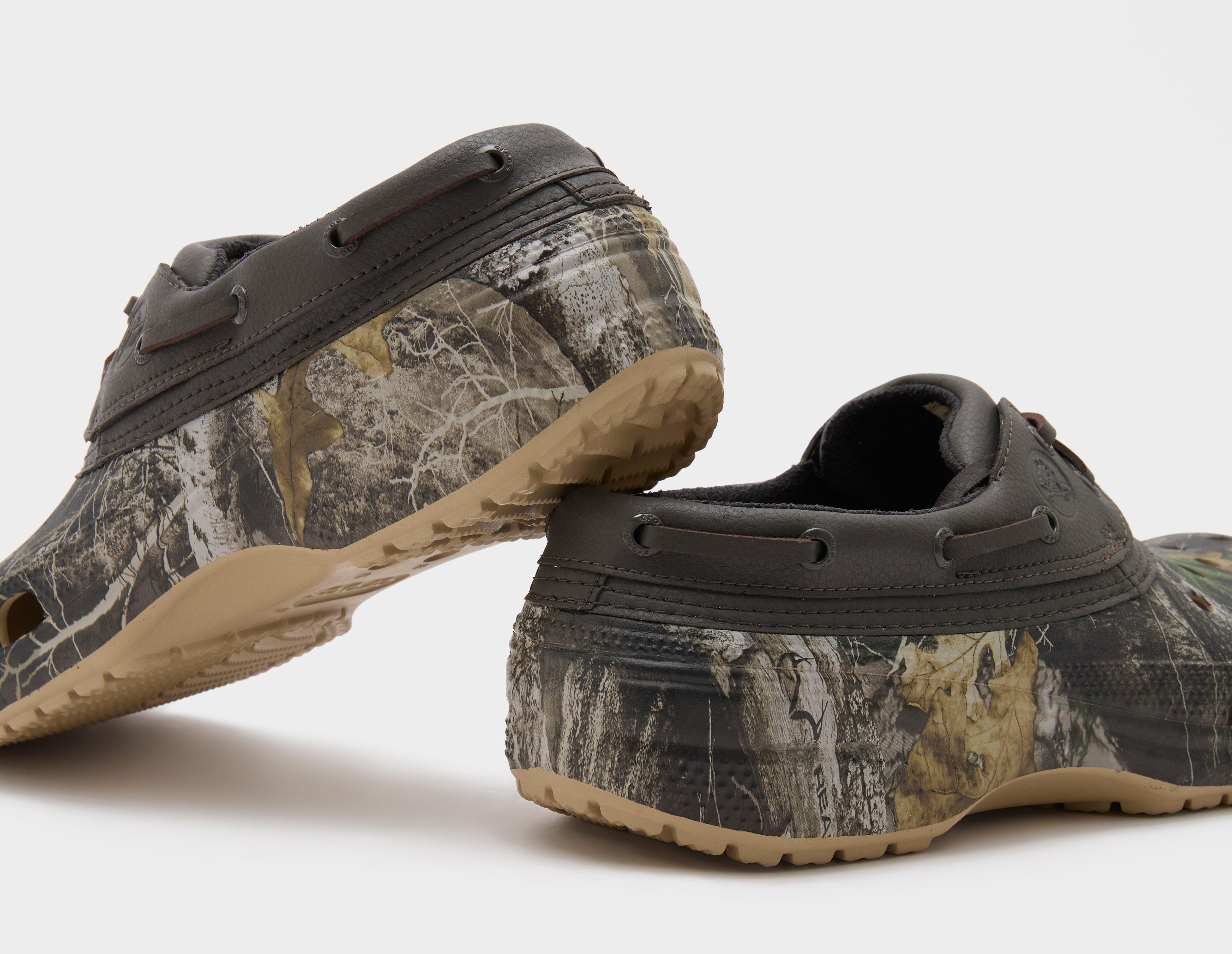 Crocs Classic Boat Clog