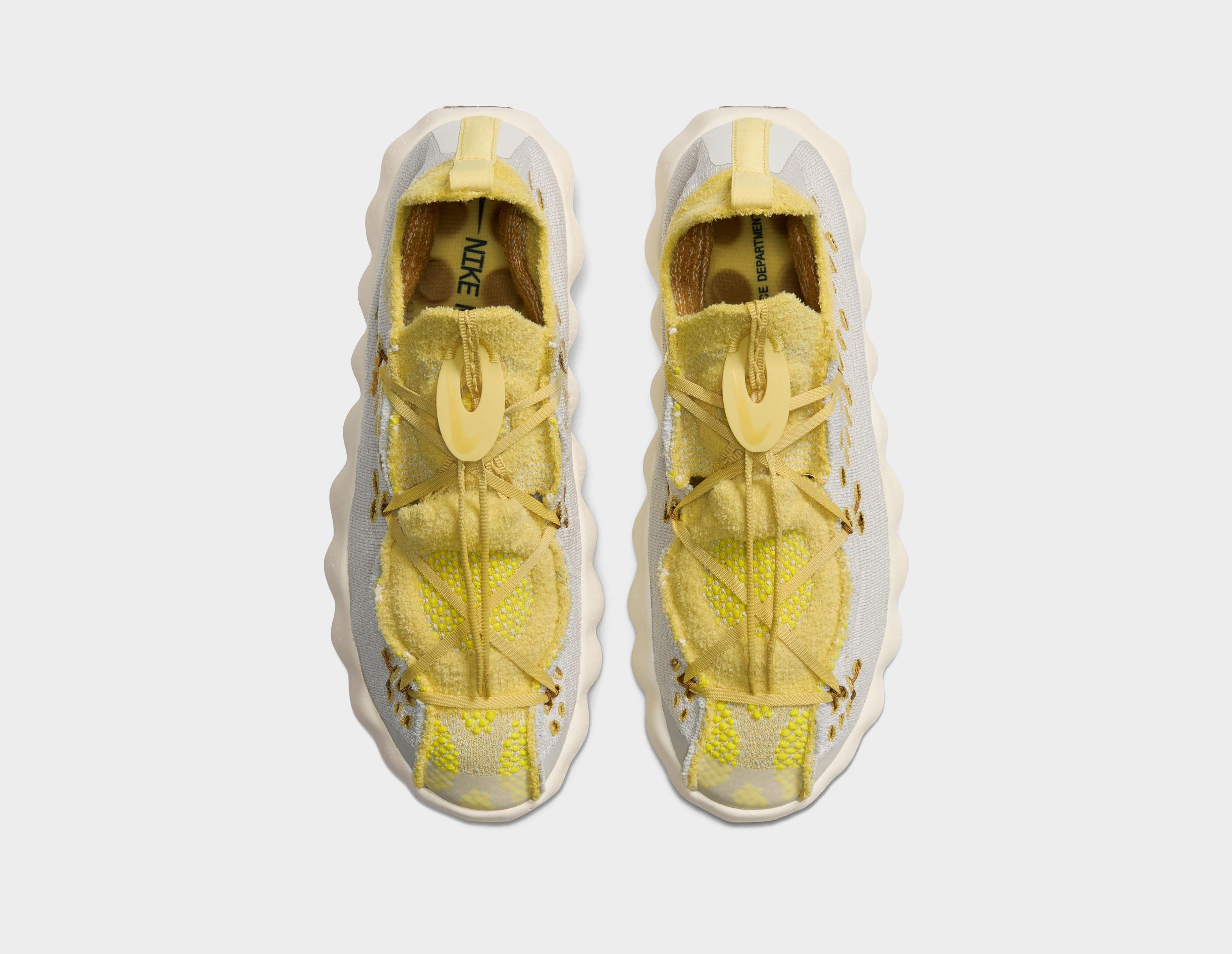Nike Mind 002