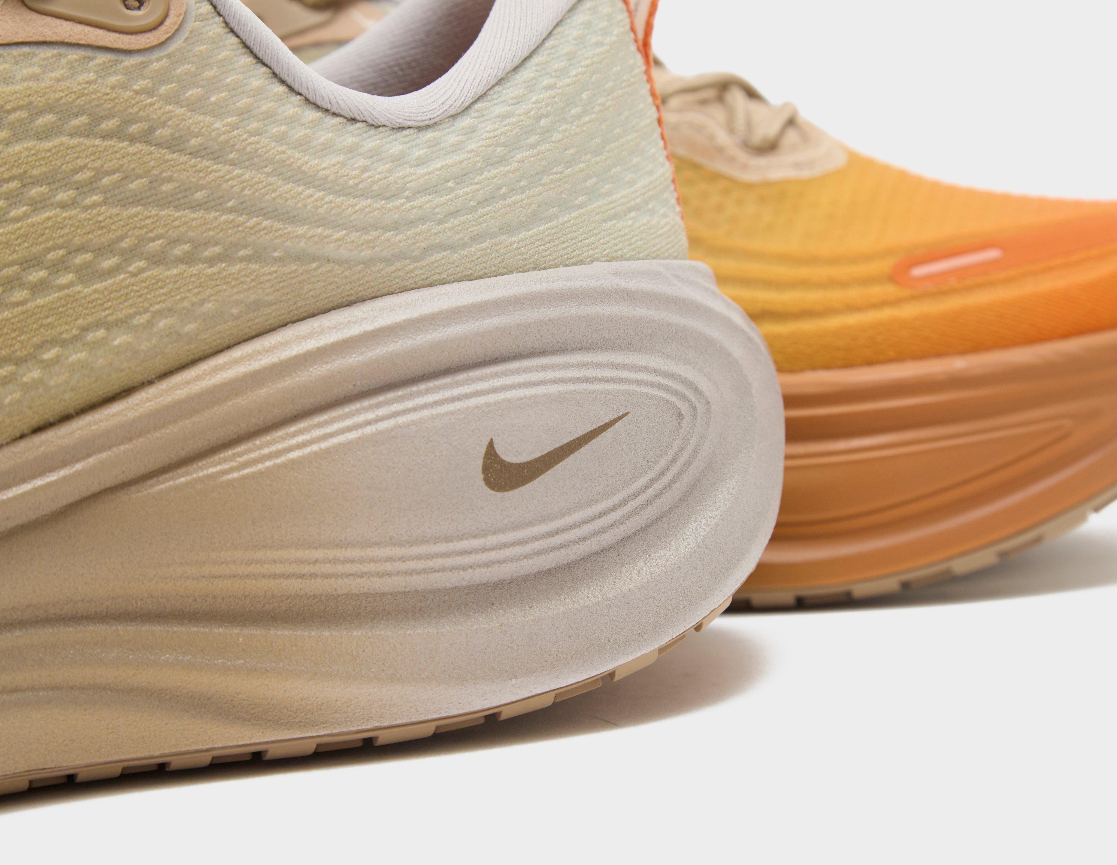 Nike Vomero Plus