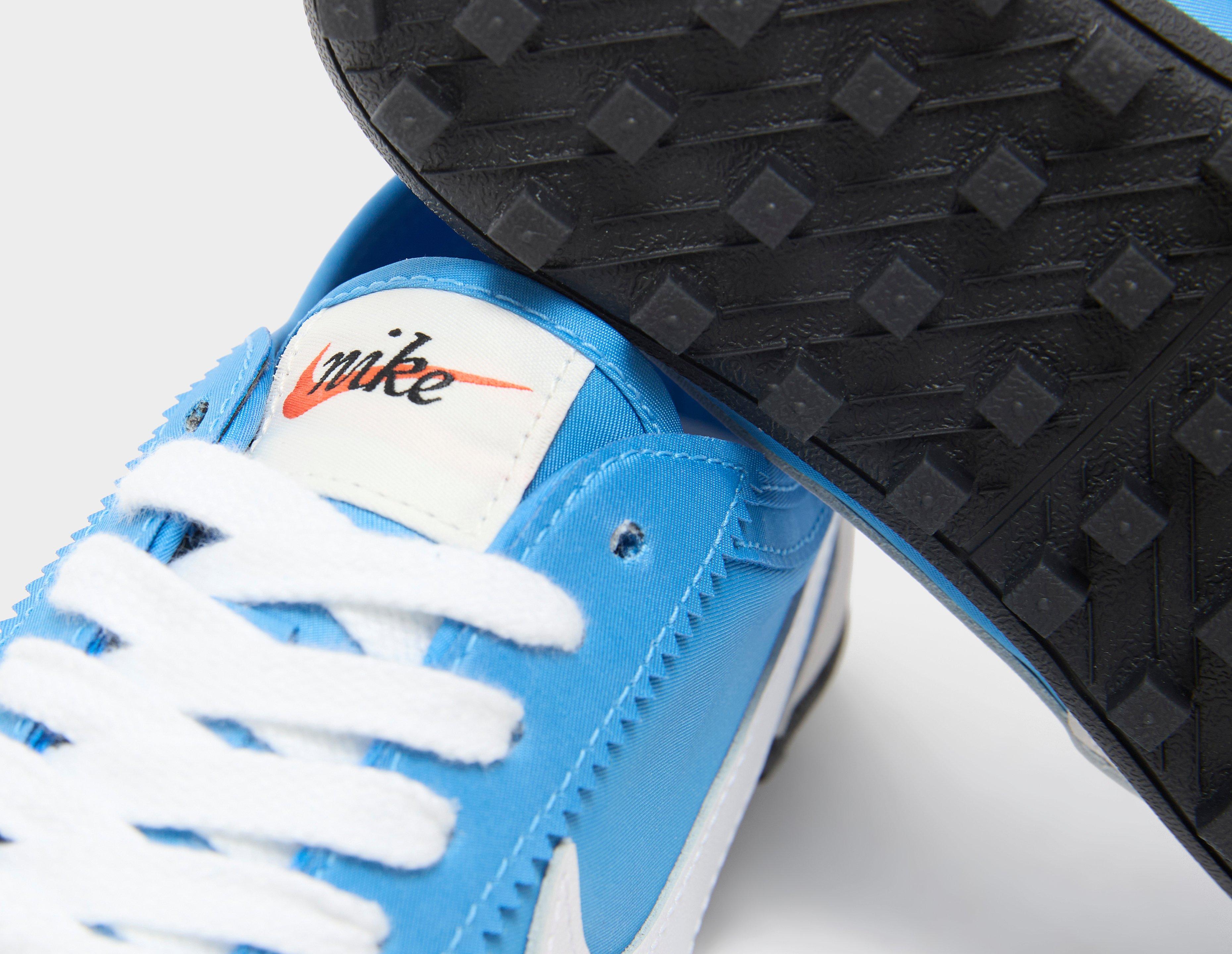 Nike Moon Racer Femme