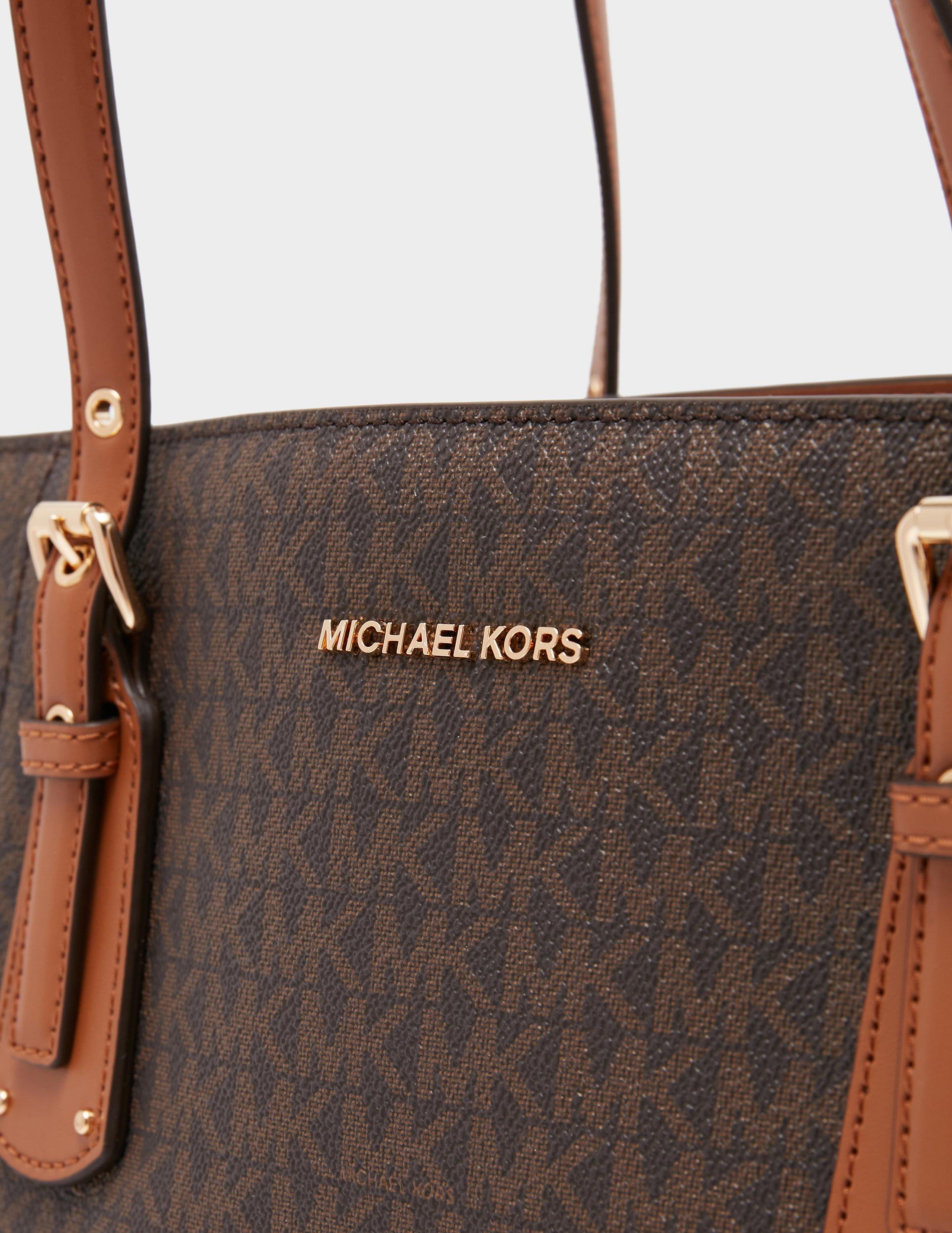 michael kors voyager signature tote