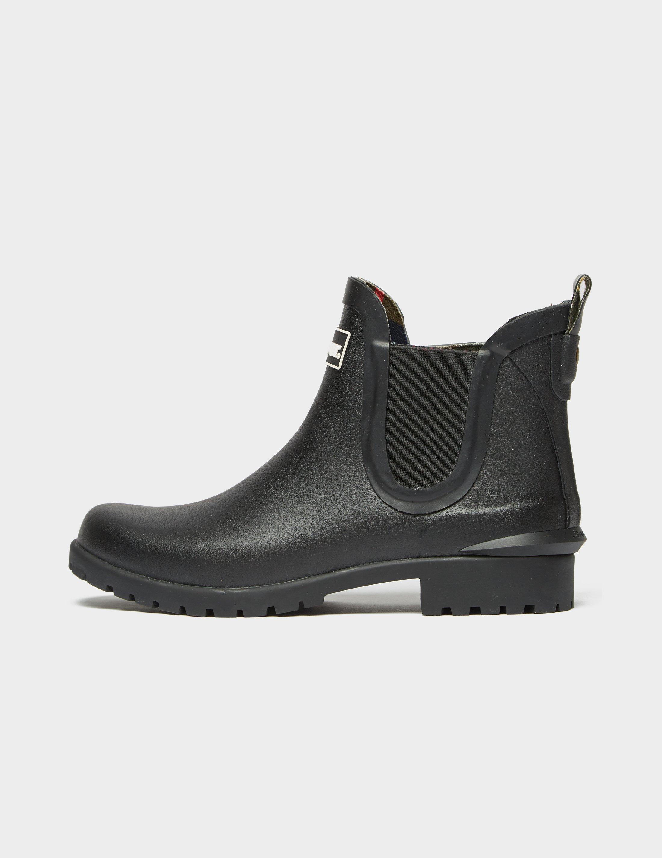 barbour wilton wellies black