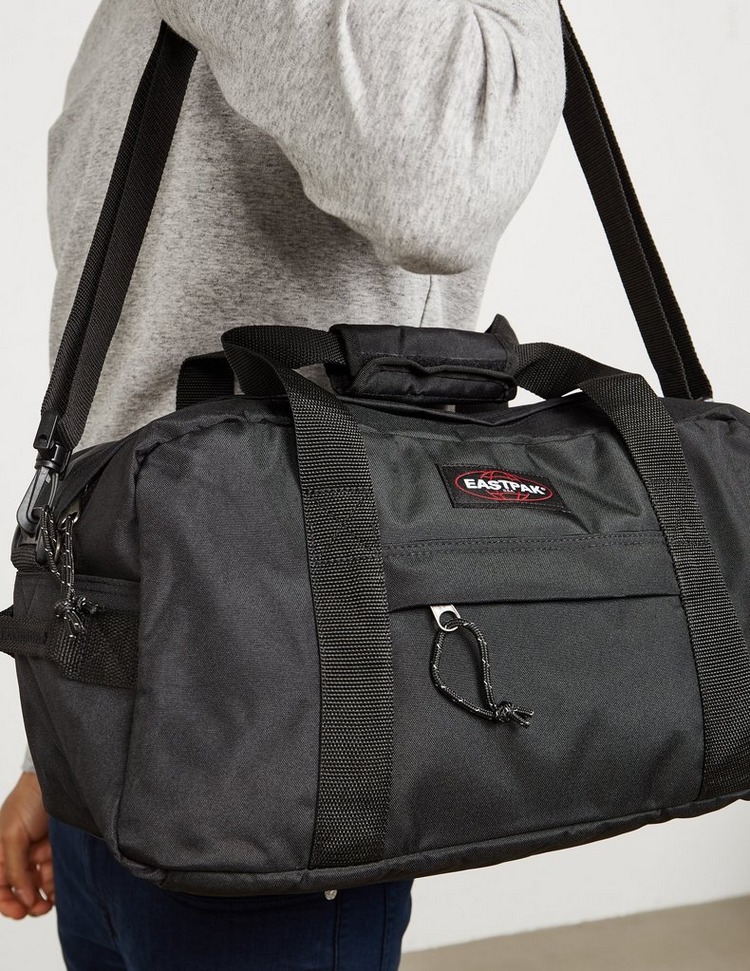 eastpak holdall