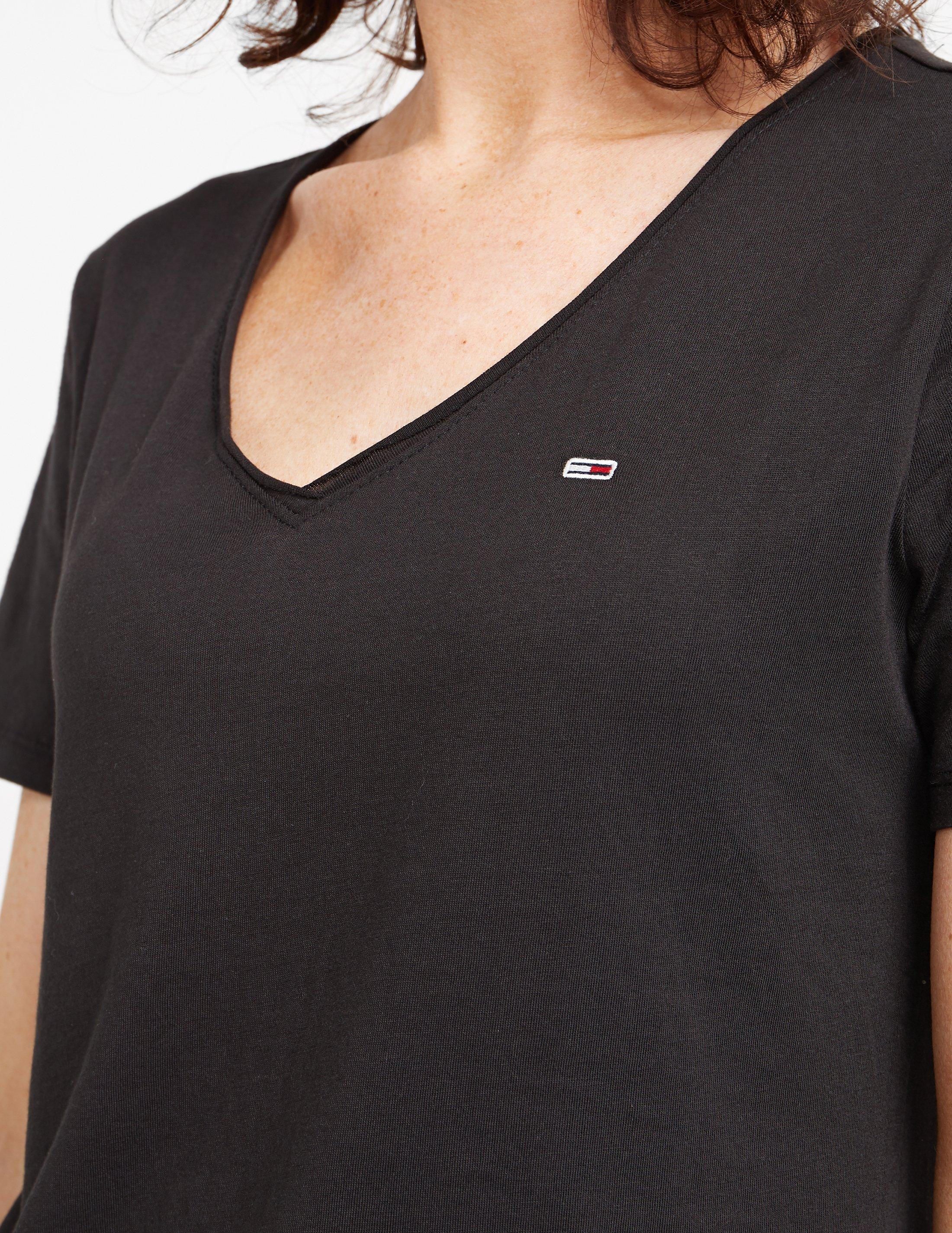 tommy jeans v neck