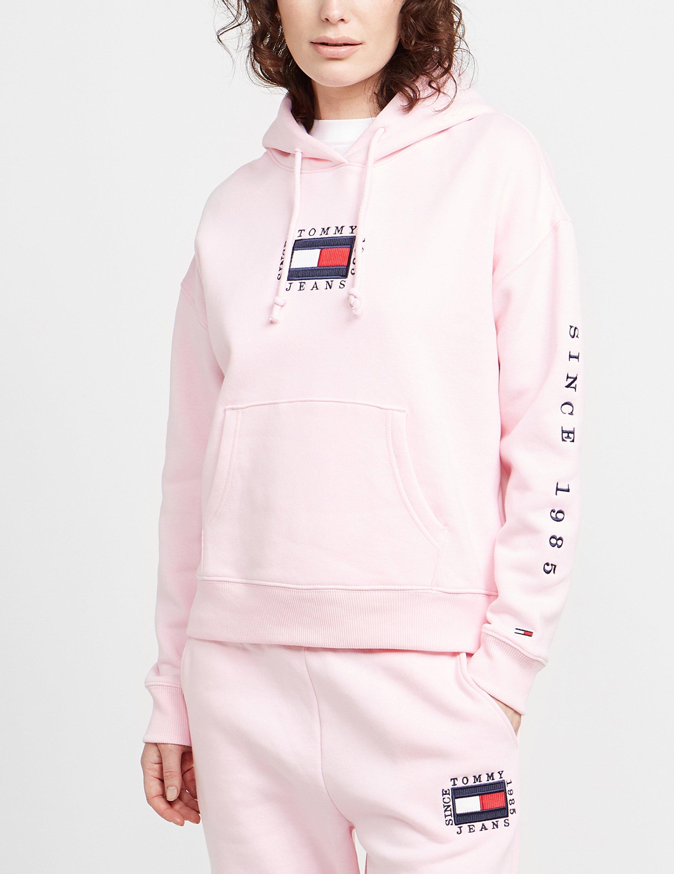 tommy flag hoodie