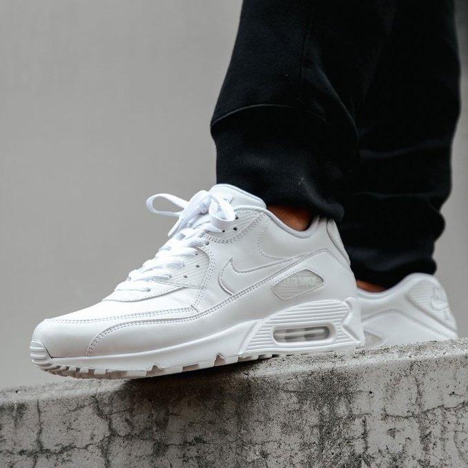 Nike Air Max 90 brancas