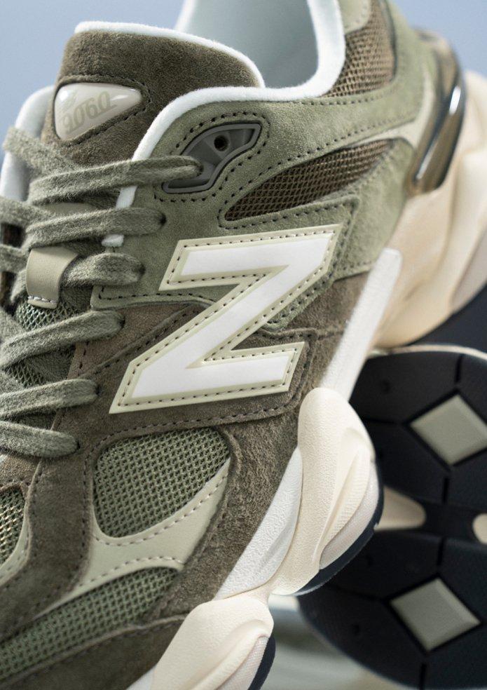 New Balance 9060 Khaki