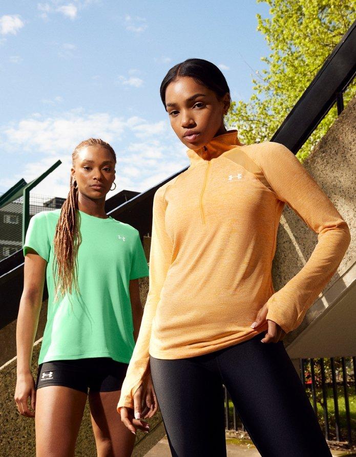 Modelos vistiendo la colección de Under Armour