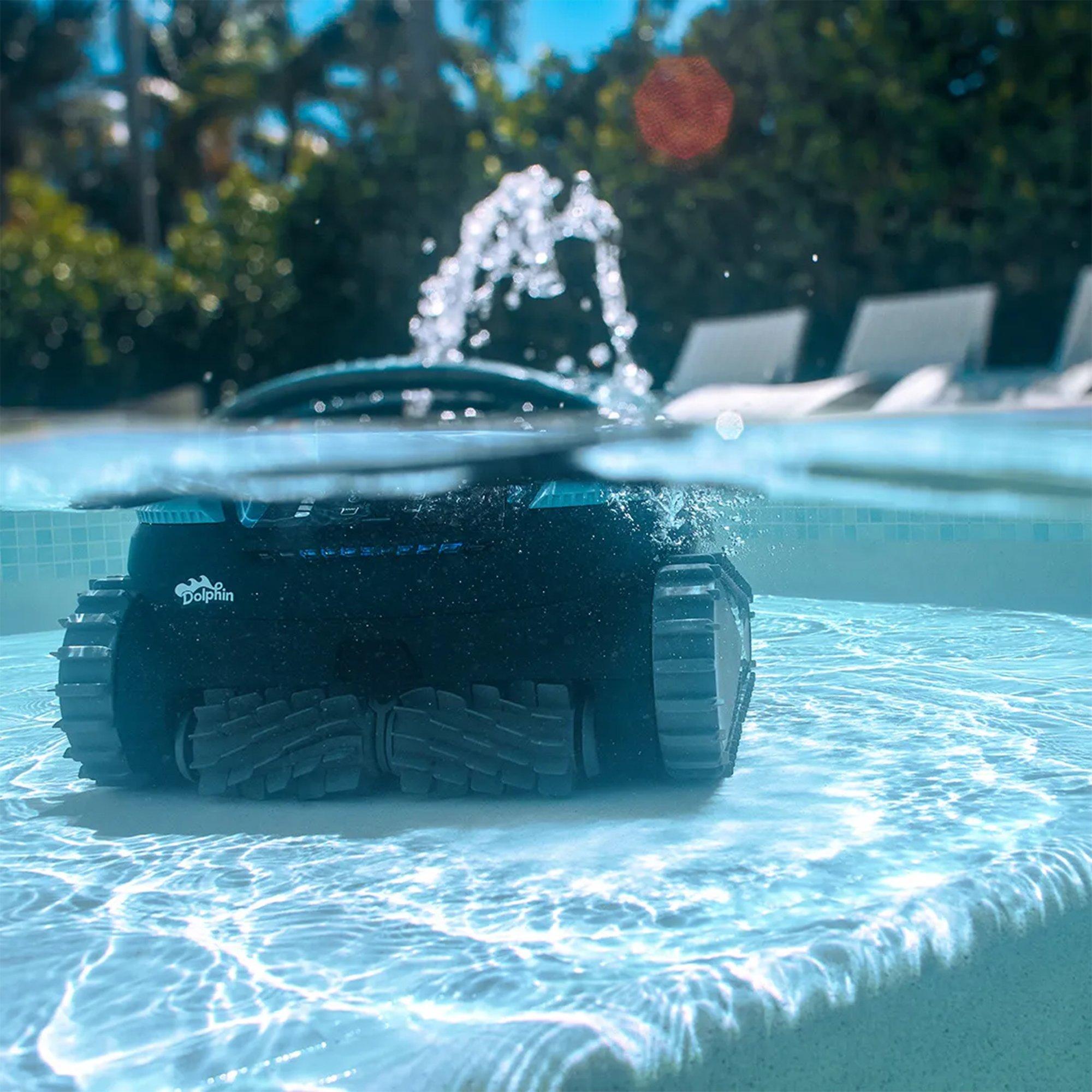 EON 100 Cordless Robotic Pool Cleaner