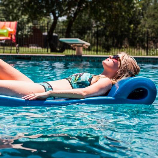 Texas Recreation  Ultra Sunsation Pool Float in Metallic Blue 6 Length X 1-3/4 Thick