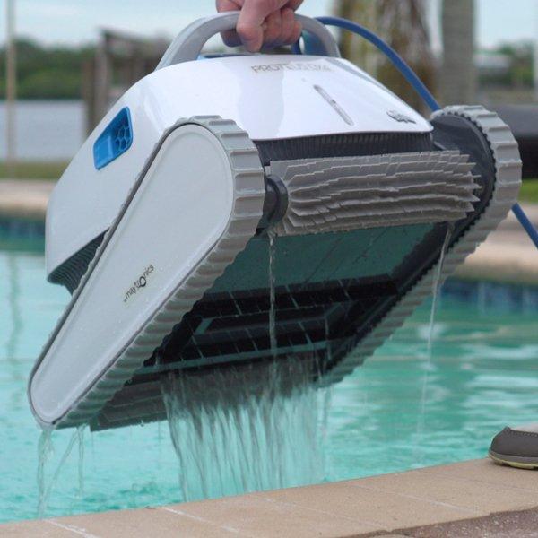 Dolphin Proteus DX4 Robotic Pool Cleaner