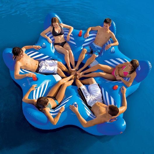 Airhead  Inflatable Oasis Lounge