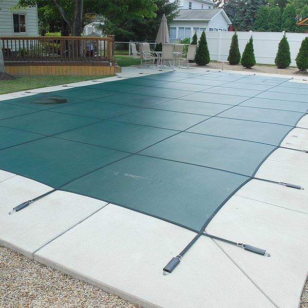 GLI  16 x 32 Rectangle Safety Pool Cover with 4 x 8 Center End Step Gray