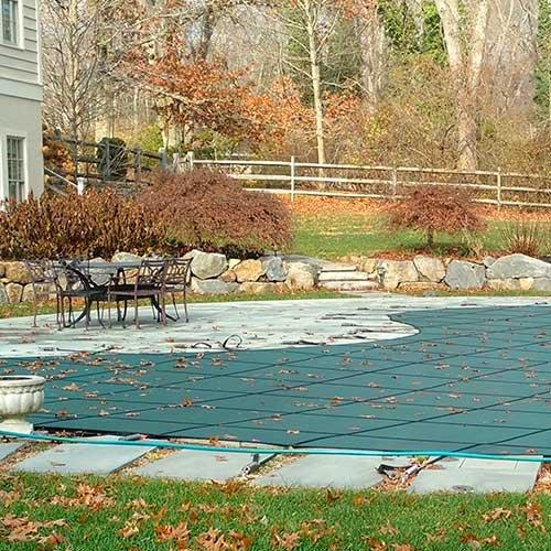 GLI  16 x 32 Rectangle Safety Pool Cover with 4 x 8 Center End Step Gray