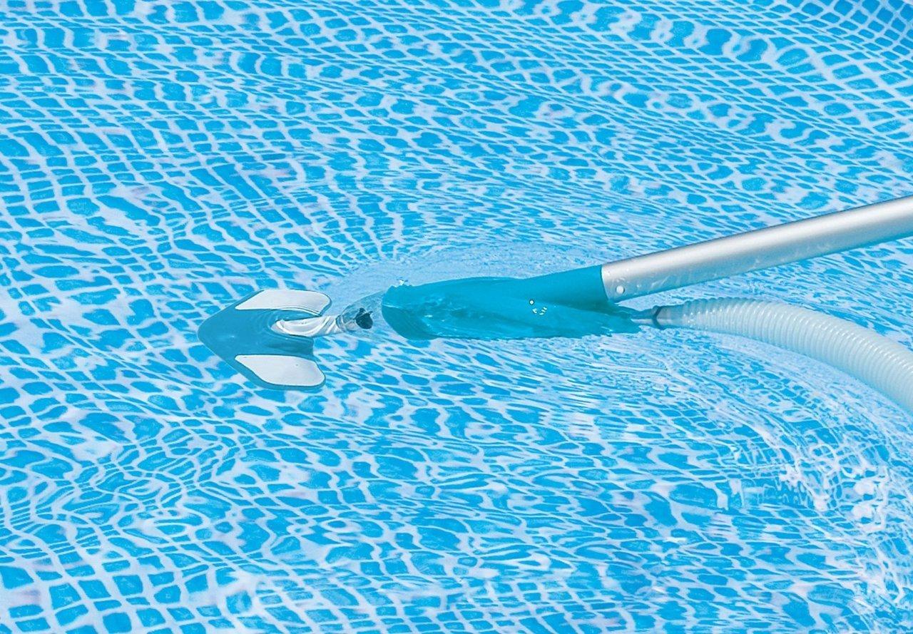 Intex  Deluxe Pool Maintenance Kit