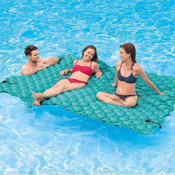 Intex  Giant Floating Mat