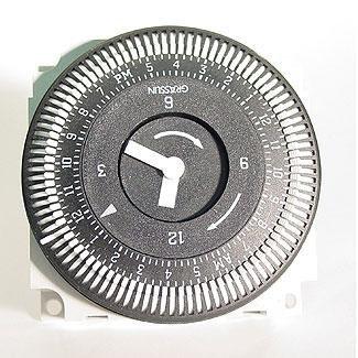 Time Clock 110V 15 Amp 60 Hz 24 Hour 5 Lug