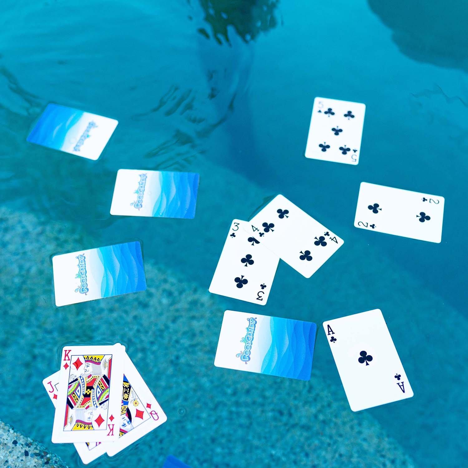 Inflatable Floating Game Table and Waterproof Playing Cards 28 x 28"