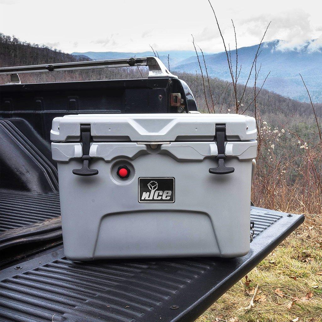 nICE  26 Quart Cooler