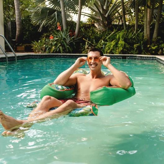 Big Joe  Lazy Pool Lounger Green Tropical Palm