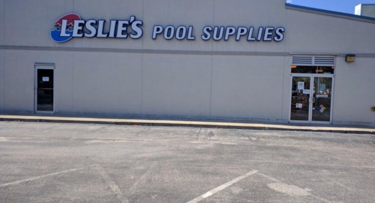 an image of a Leslie's storefront