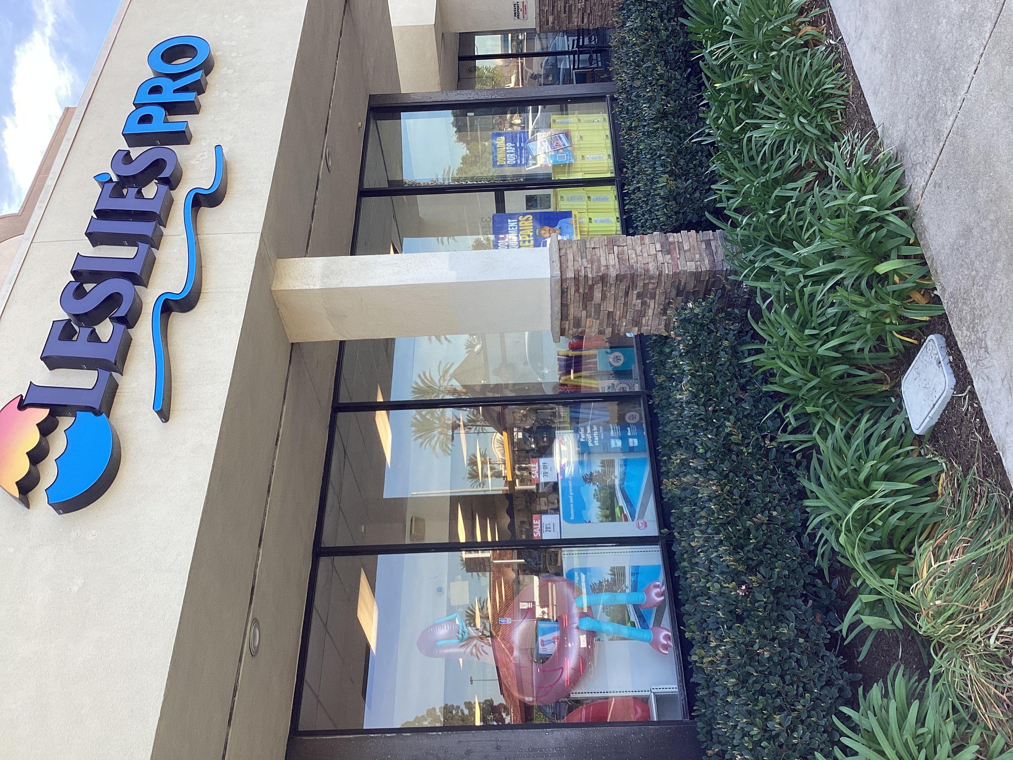 an image of a Leslie's storefront