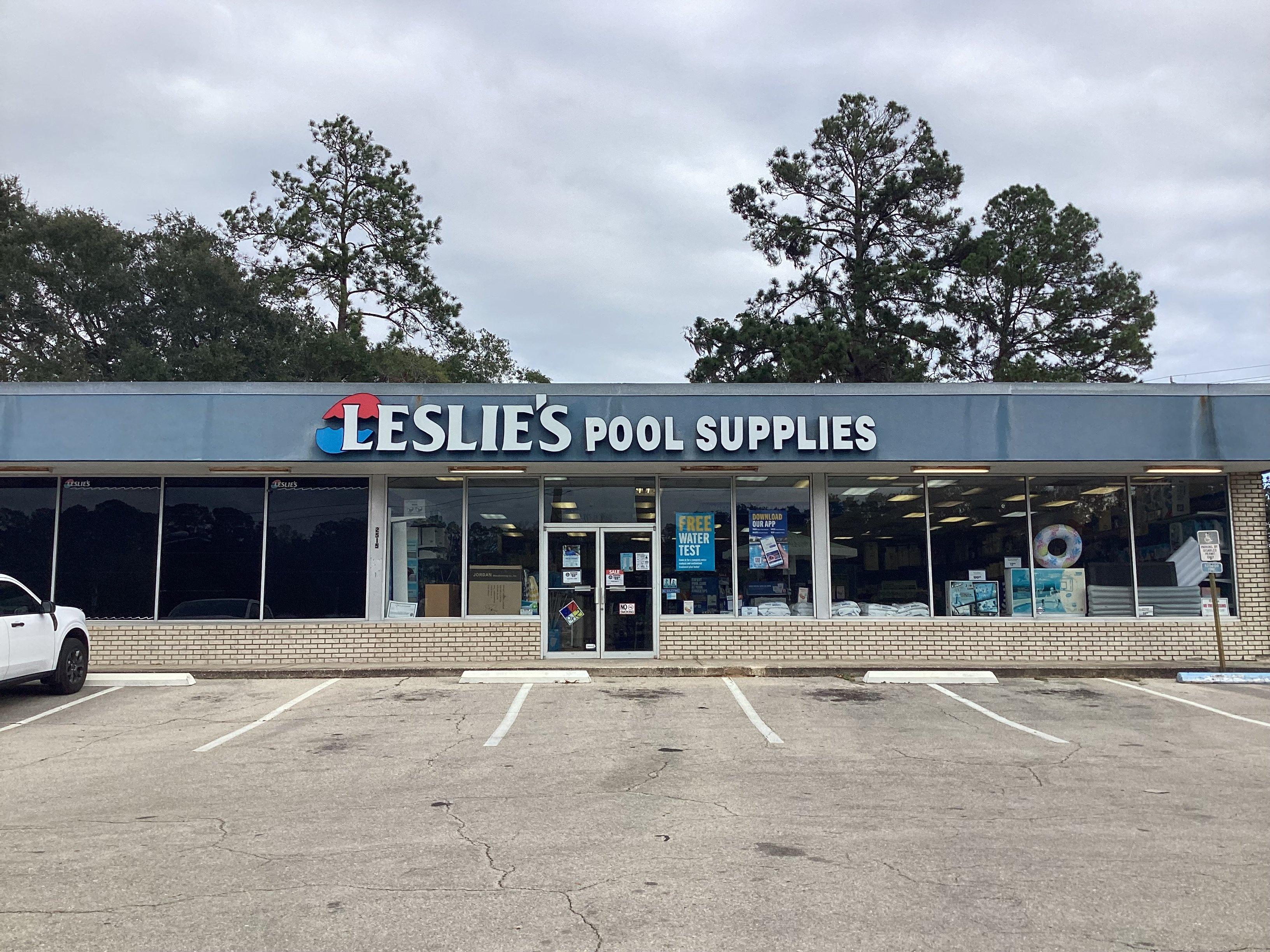 an image of a Leslie's storefront