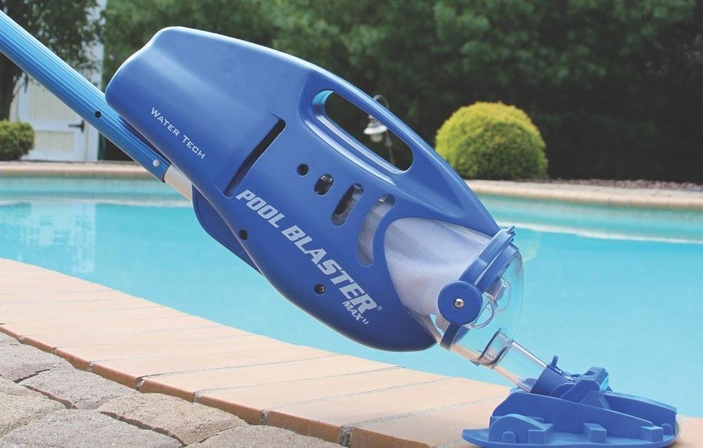 Water Tech Pool Blaster Catfish Swimming Pool and Spa Cleaner, Blue