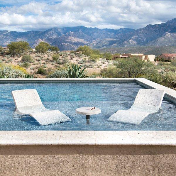 S.R Smith  DS-1-52 Destination Series In-Pool Lounger Solid Gray