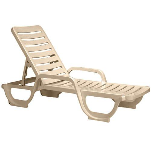 Grosfillex  Bahia Commercial-Grade Resin Chaise Lounge Sand