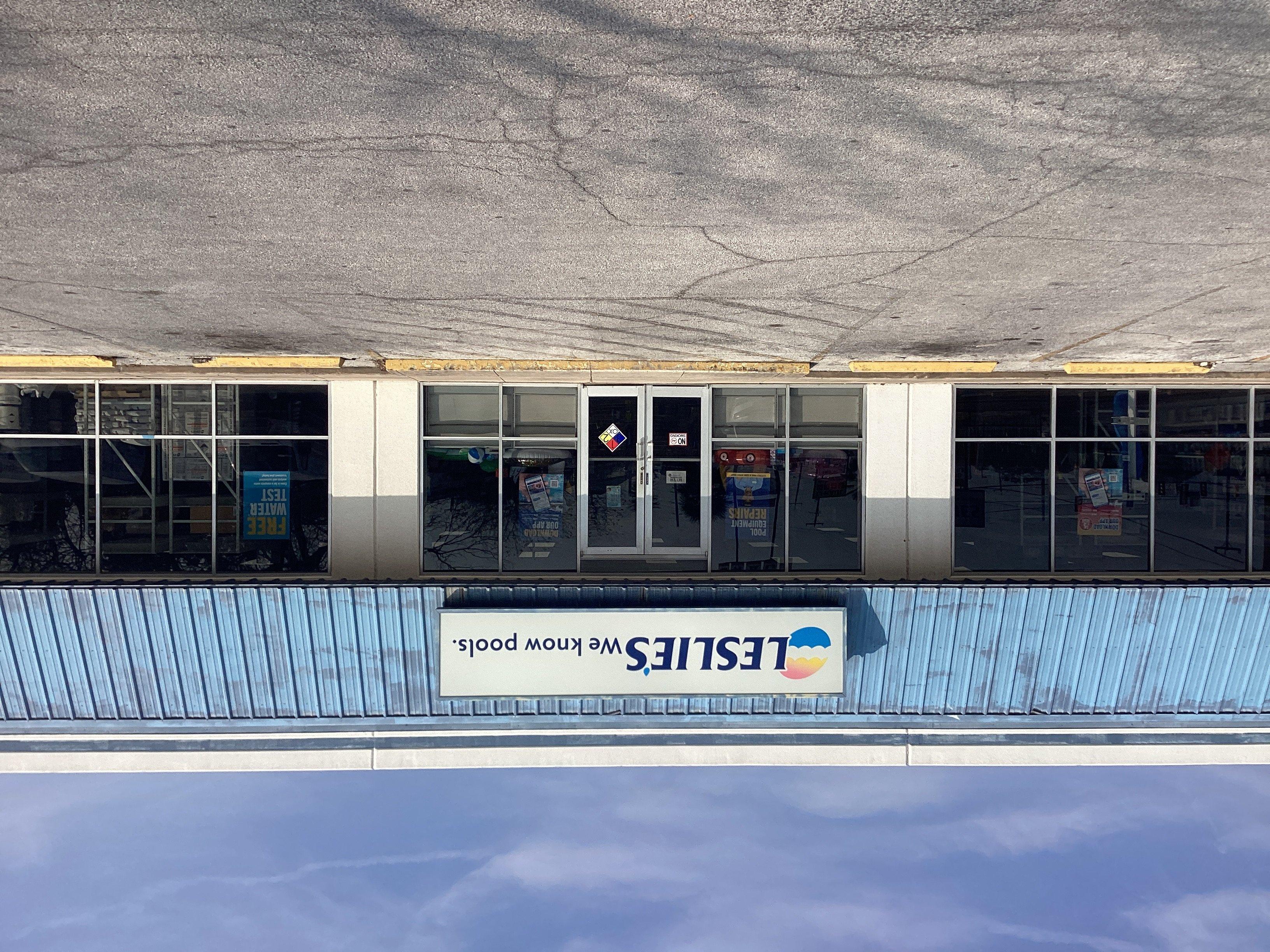 an image of a Leslie's storefront