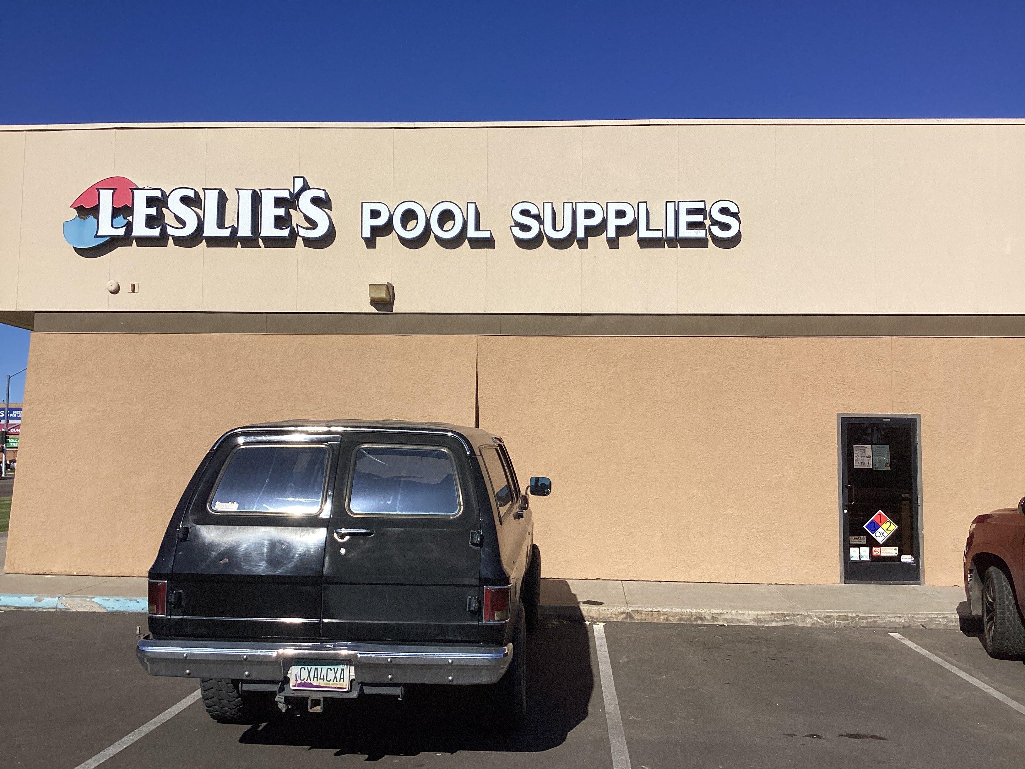 an image of a Leslie's storefront