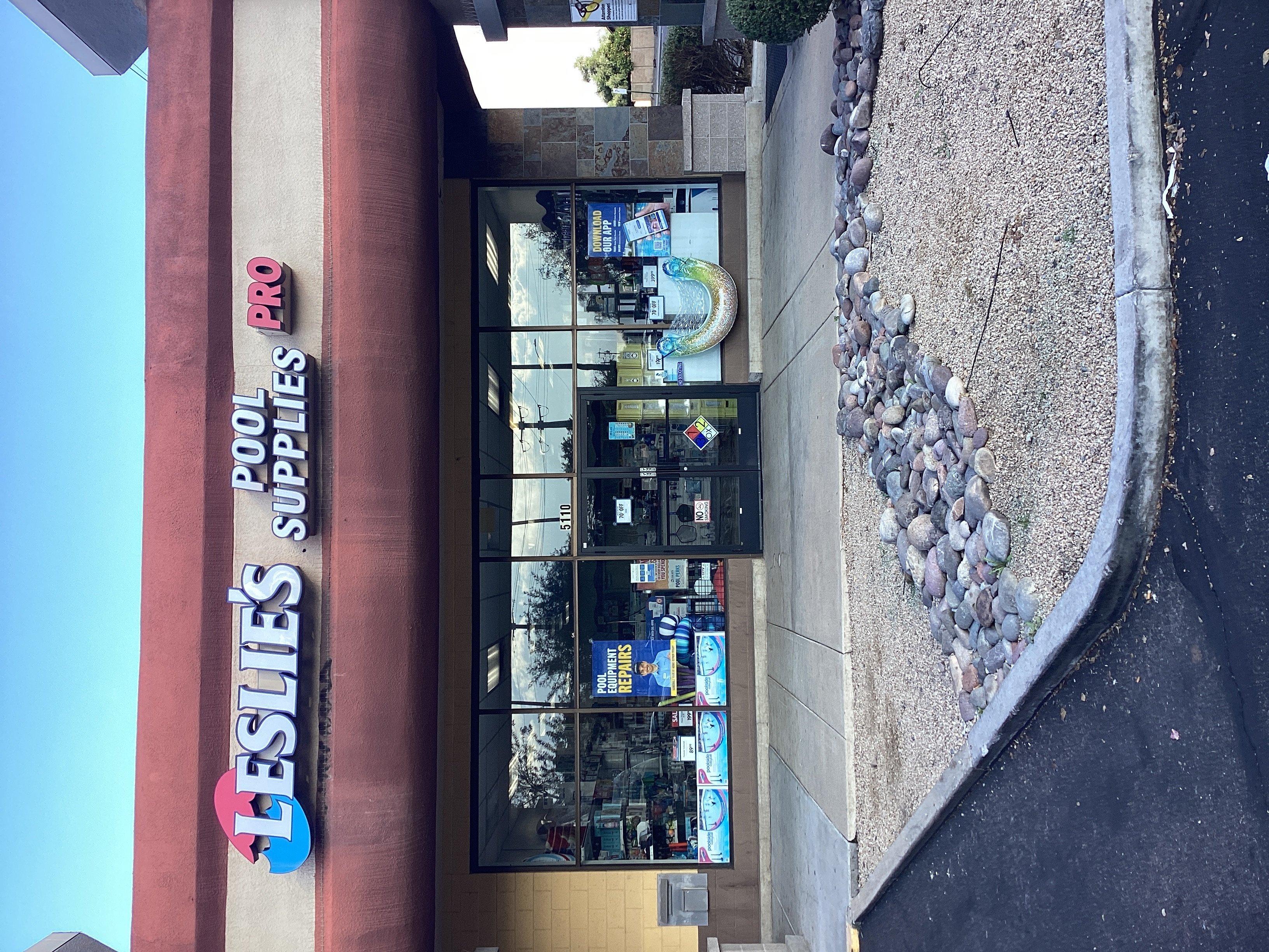 an image of a Leslie's storefront
