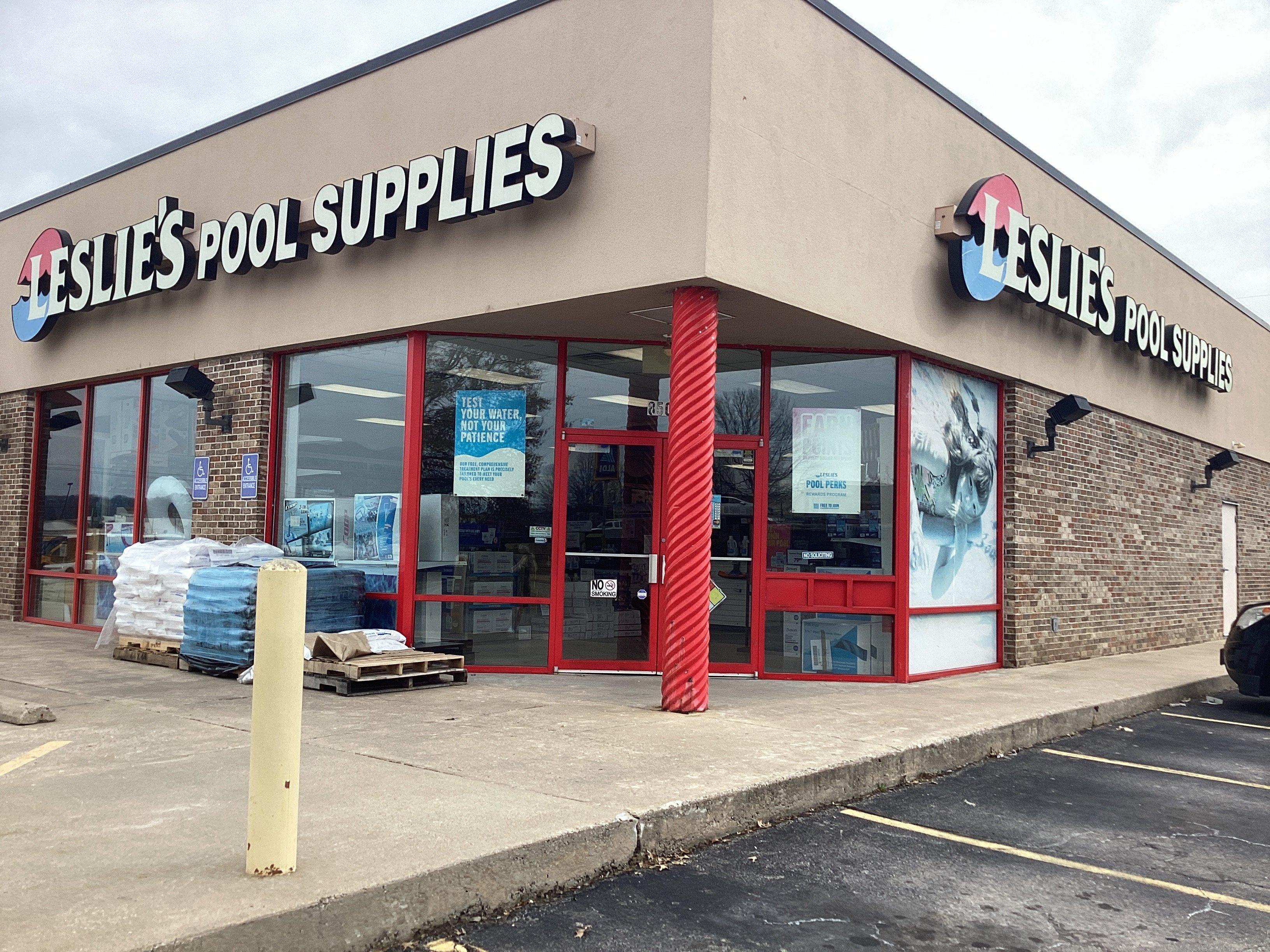 an image of a Leslie's storefront