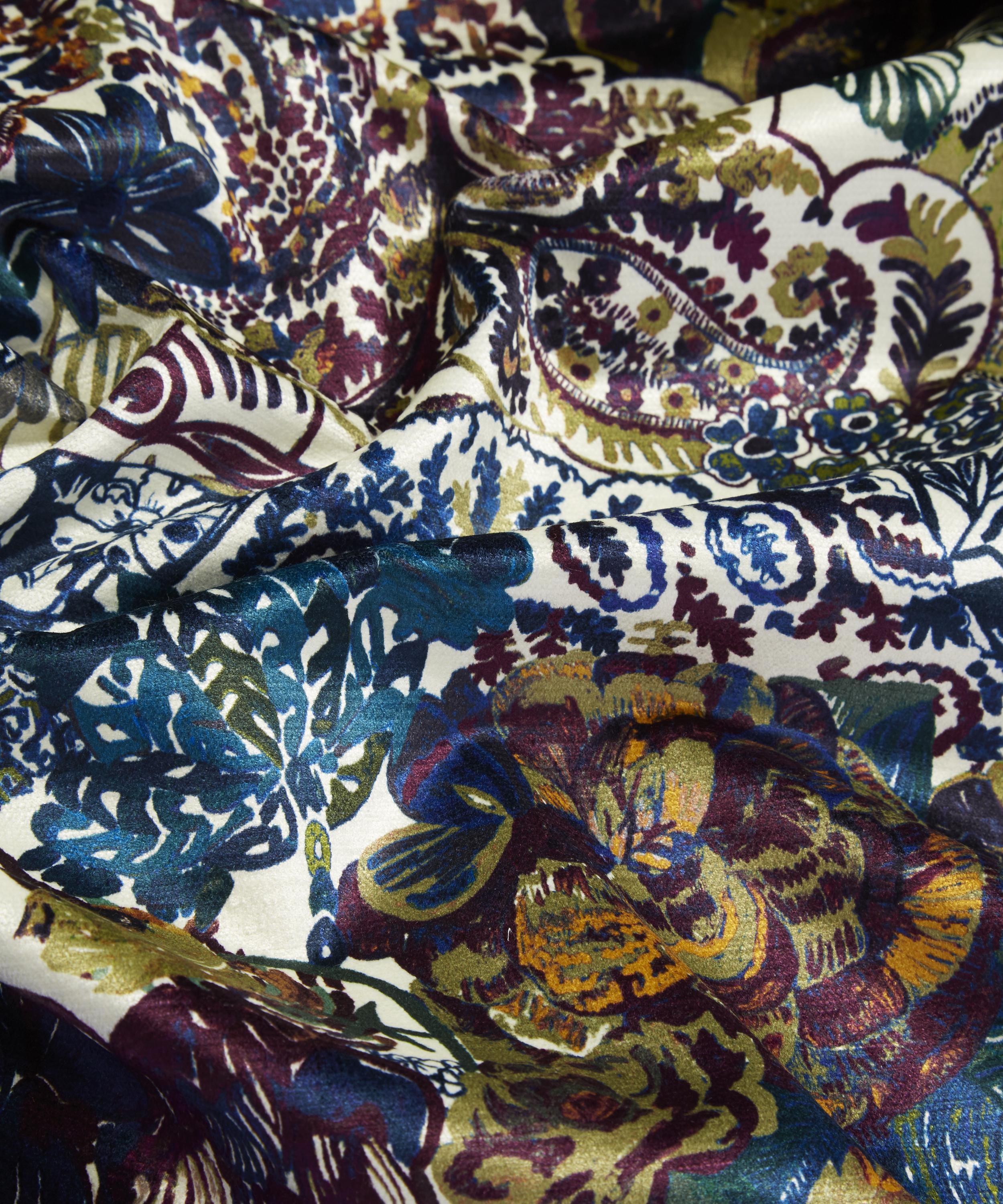 Liberty Fabrics Interiors - May Anniversary Vintage Velvet in Myriad image number 3