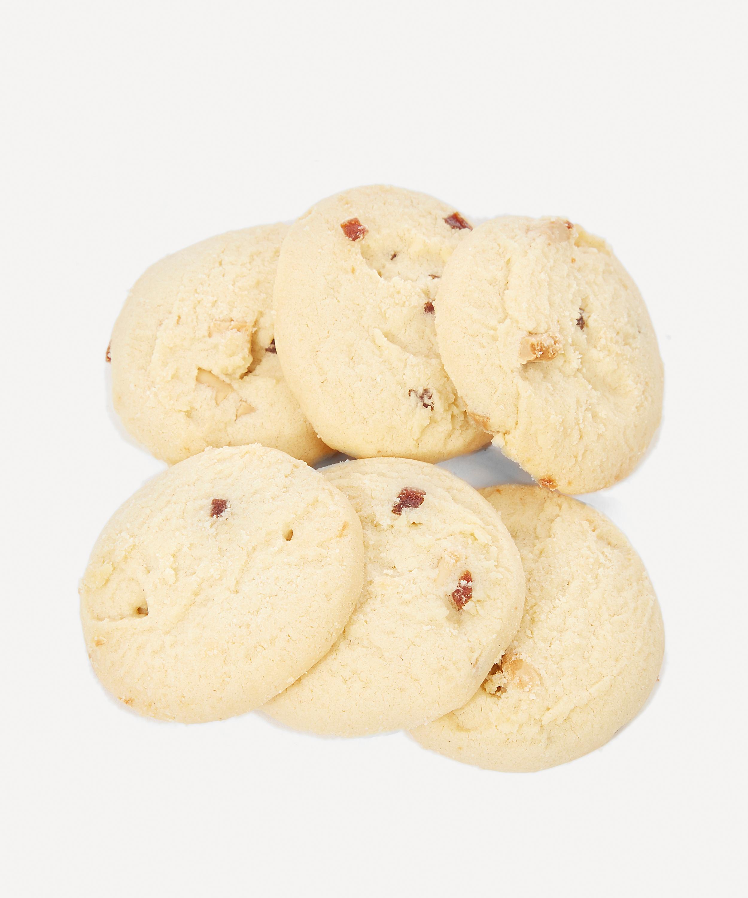 Cartwright Butler Exquisite Strawberry And White Chocolate Chunk Biscuits 0g Liberty