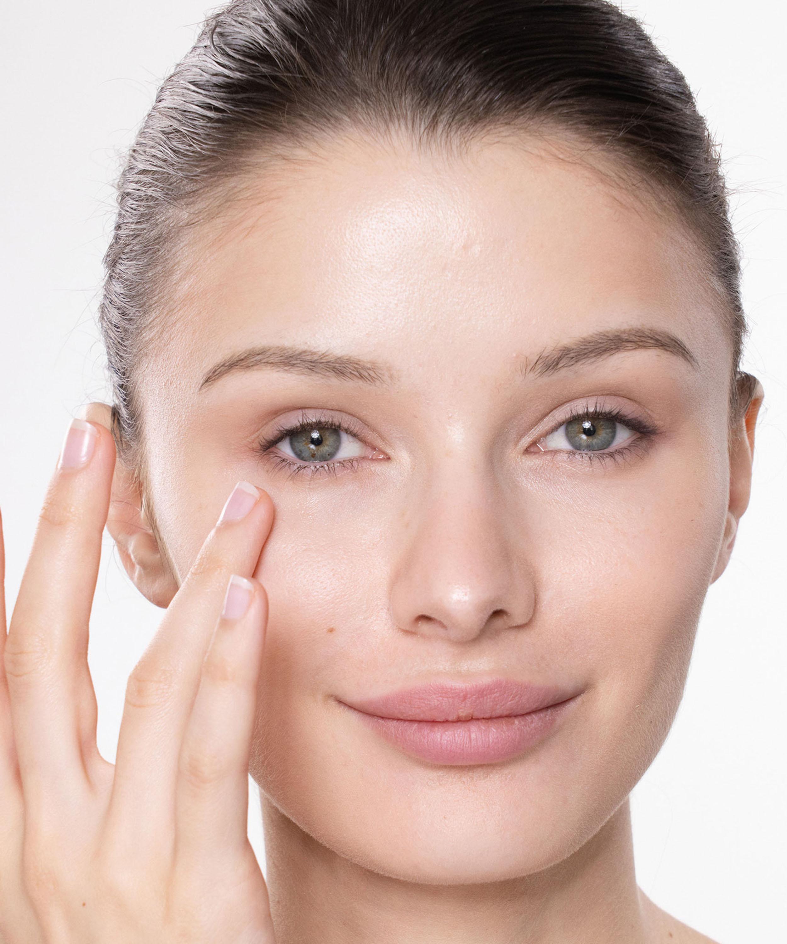 Trish McEvoy - Beauty Booster Eye Serum image number 3