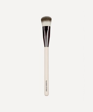 Chantecaille - Foundation and Mask Brush image number 0
