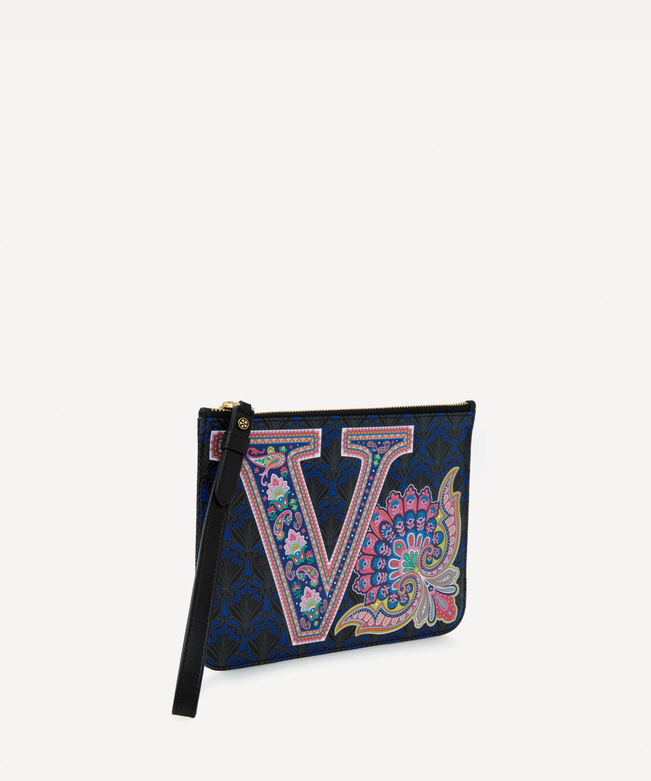 Liberty - Wristlet in V Print image number 2