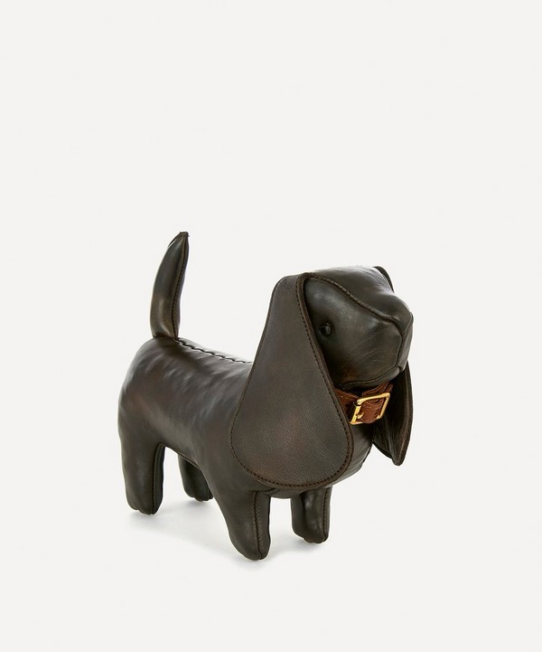 Omersa - Miniature Leather Basset Hound image number null